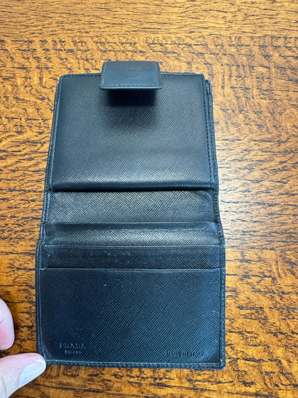 Prada Vintage Black Saffiano Leather Kisslock Bi-Fold Wallet w/COA - Picture 4 of 12